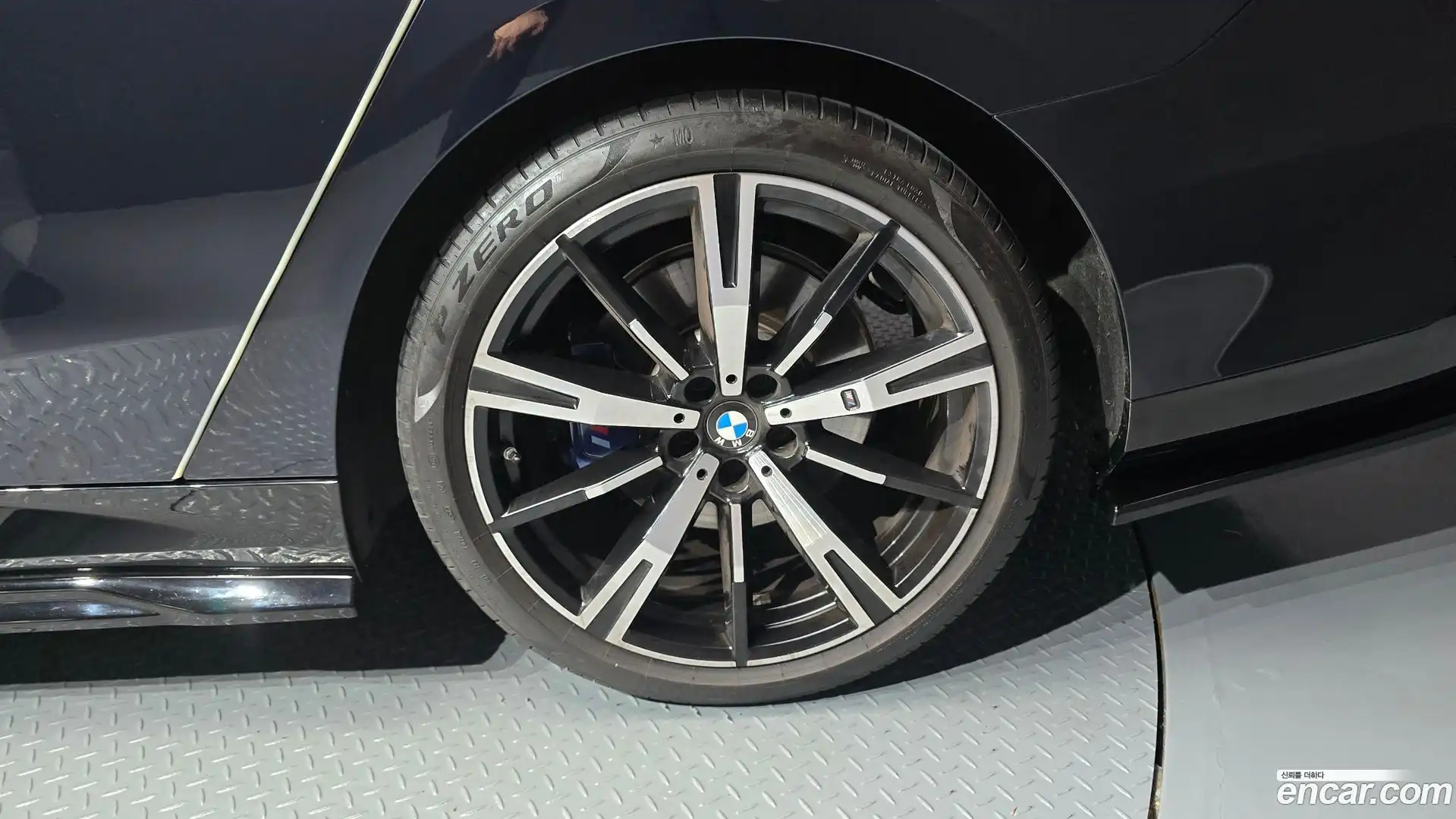 5-Series BMW 2024.1-OUTER-031