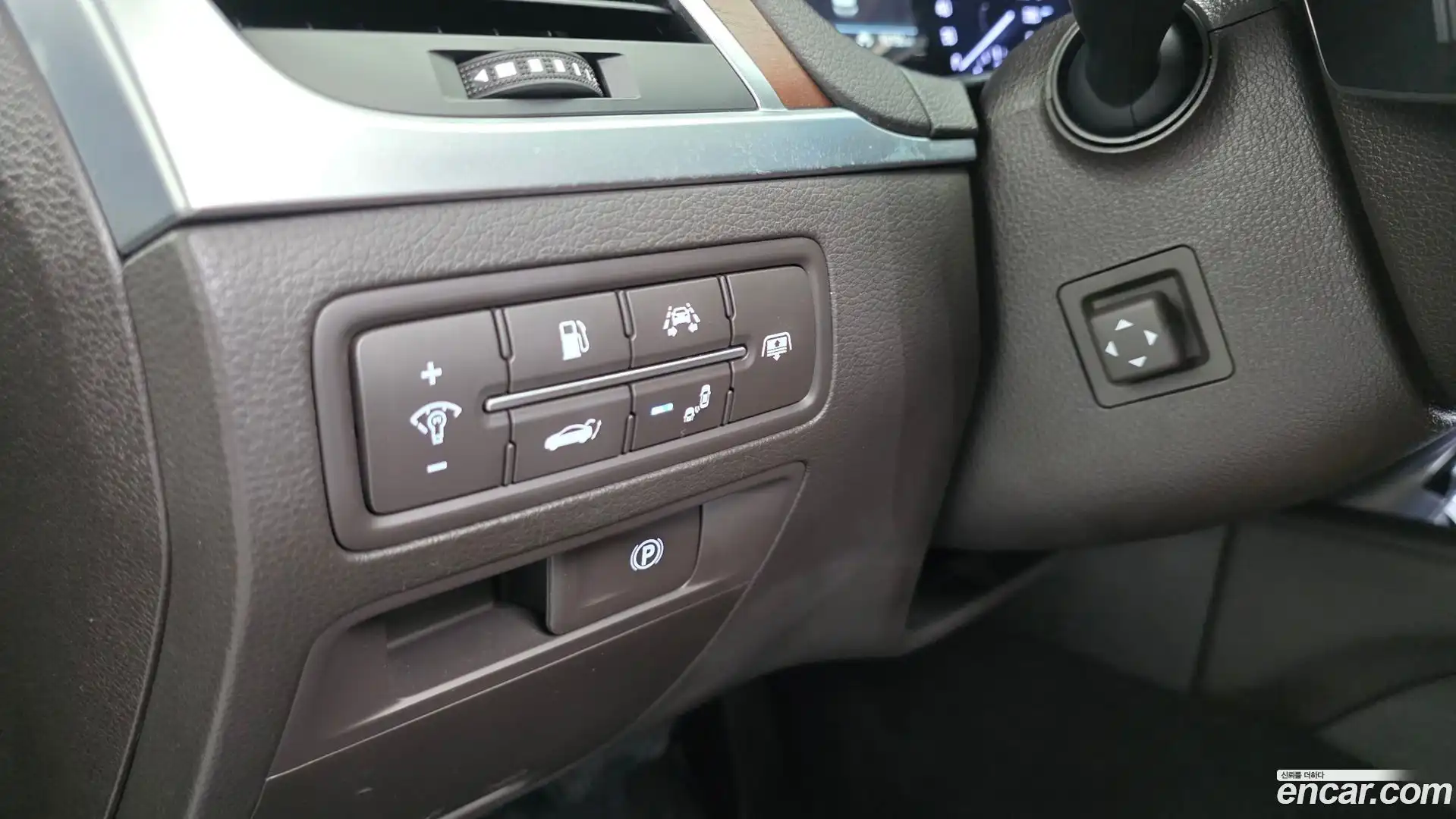 G80 Genesis 2017.1-OPTION-054