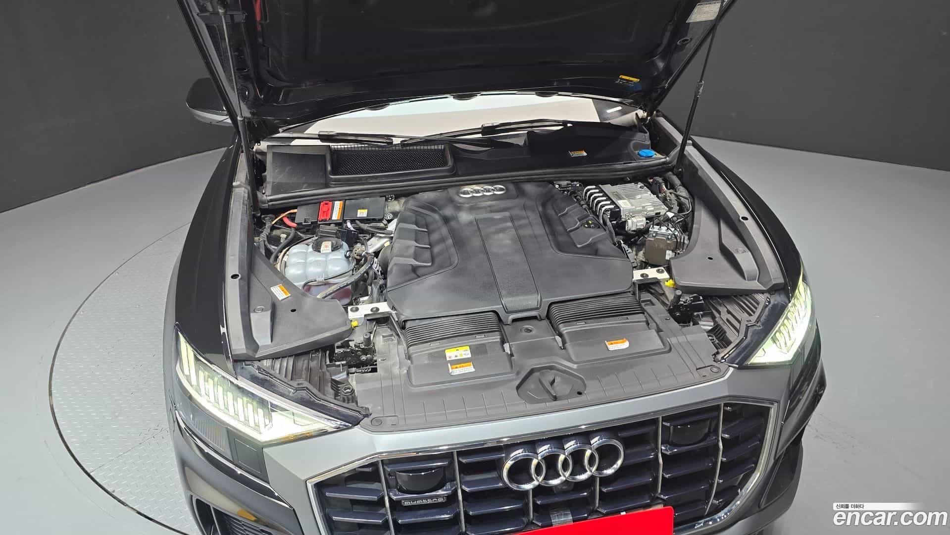 Q8 Audi 2021.11-OUTER-006