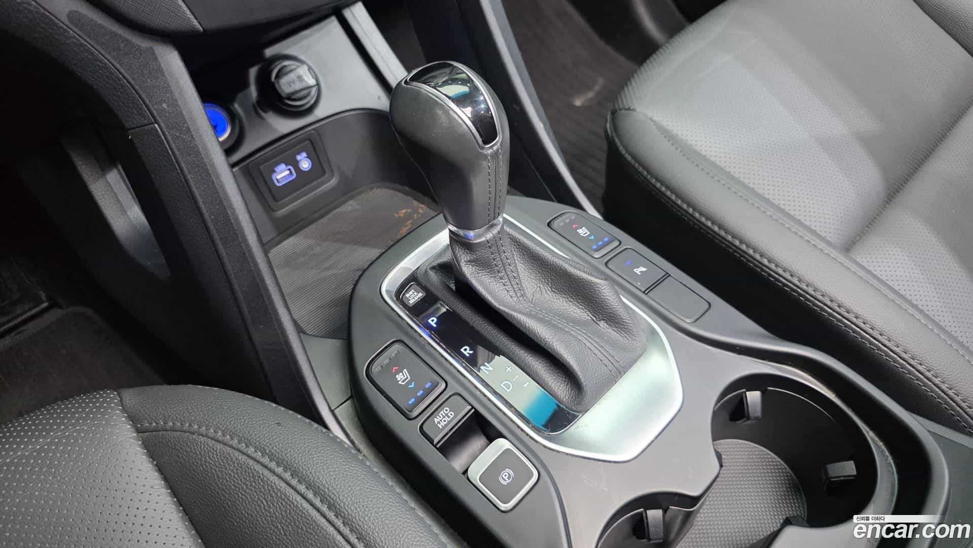 Santafe Hyundai 2017.3-INNER-009