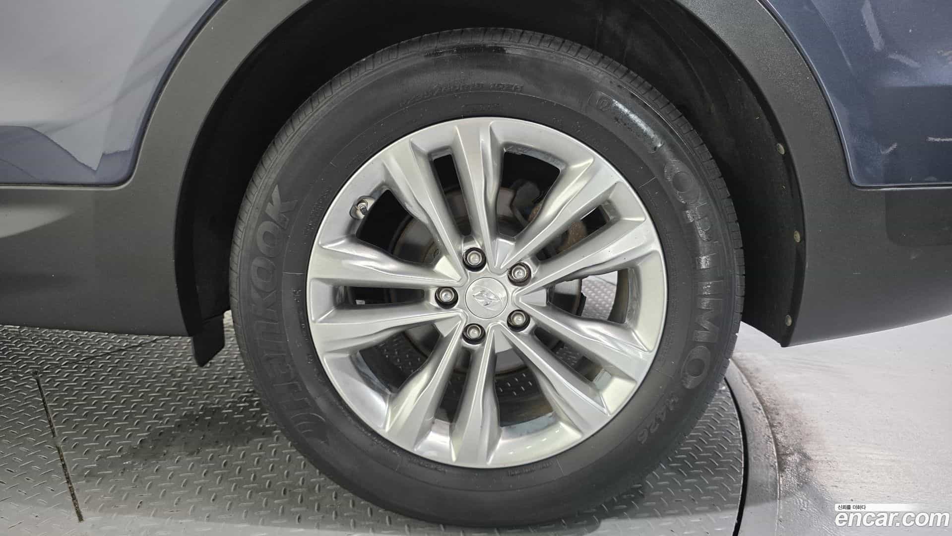 Santafe Hyundai 2017.3-OUTER-031