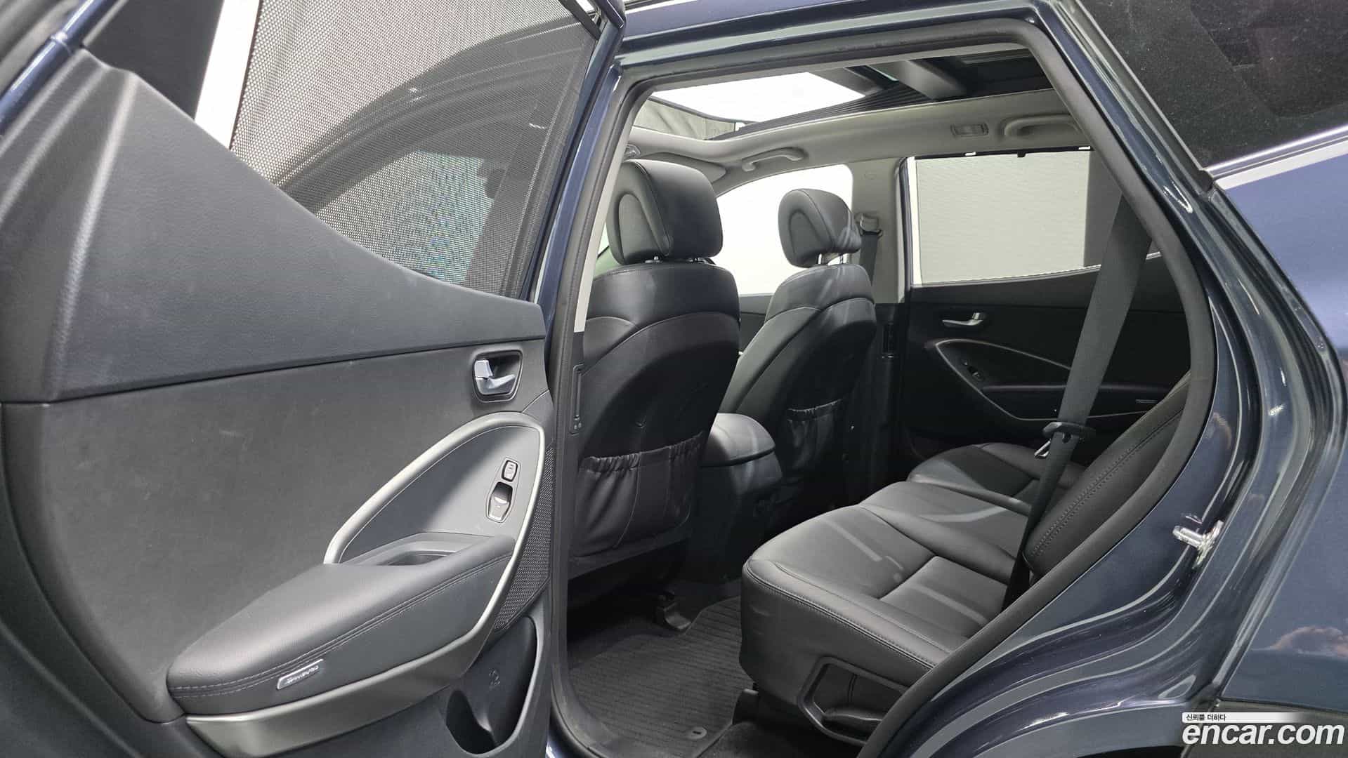 Santafe Hyundai 2017.3-OPTION-040