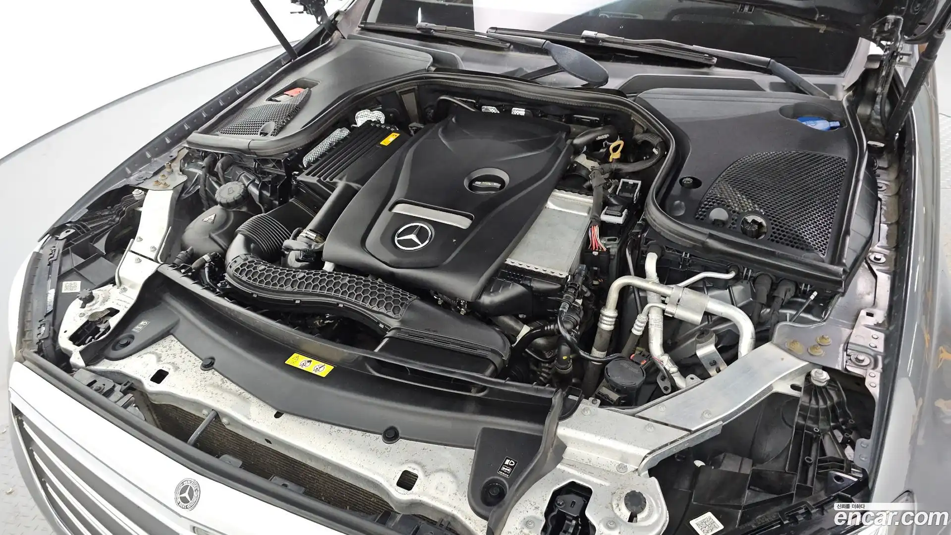 E-Class Mercedes-Benz 2019.5-OUTER-006