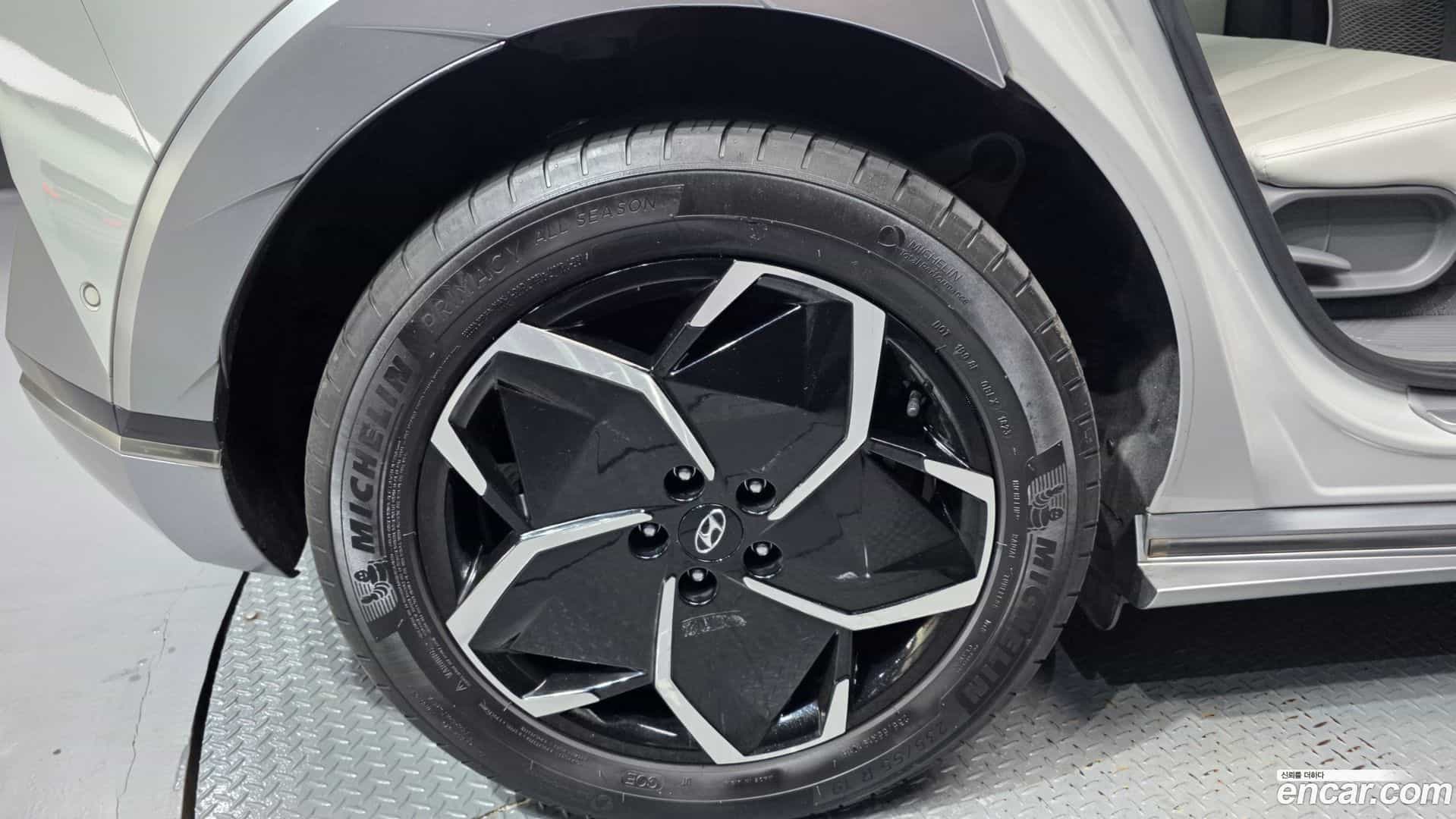 Ioniq5 Hyundai 2023.6-OUTER-005