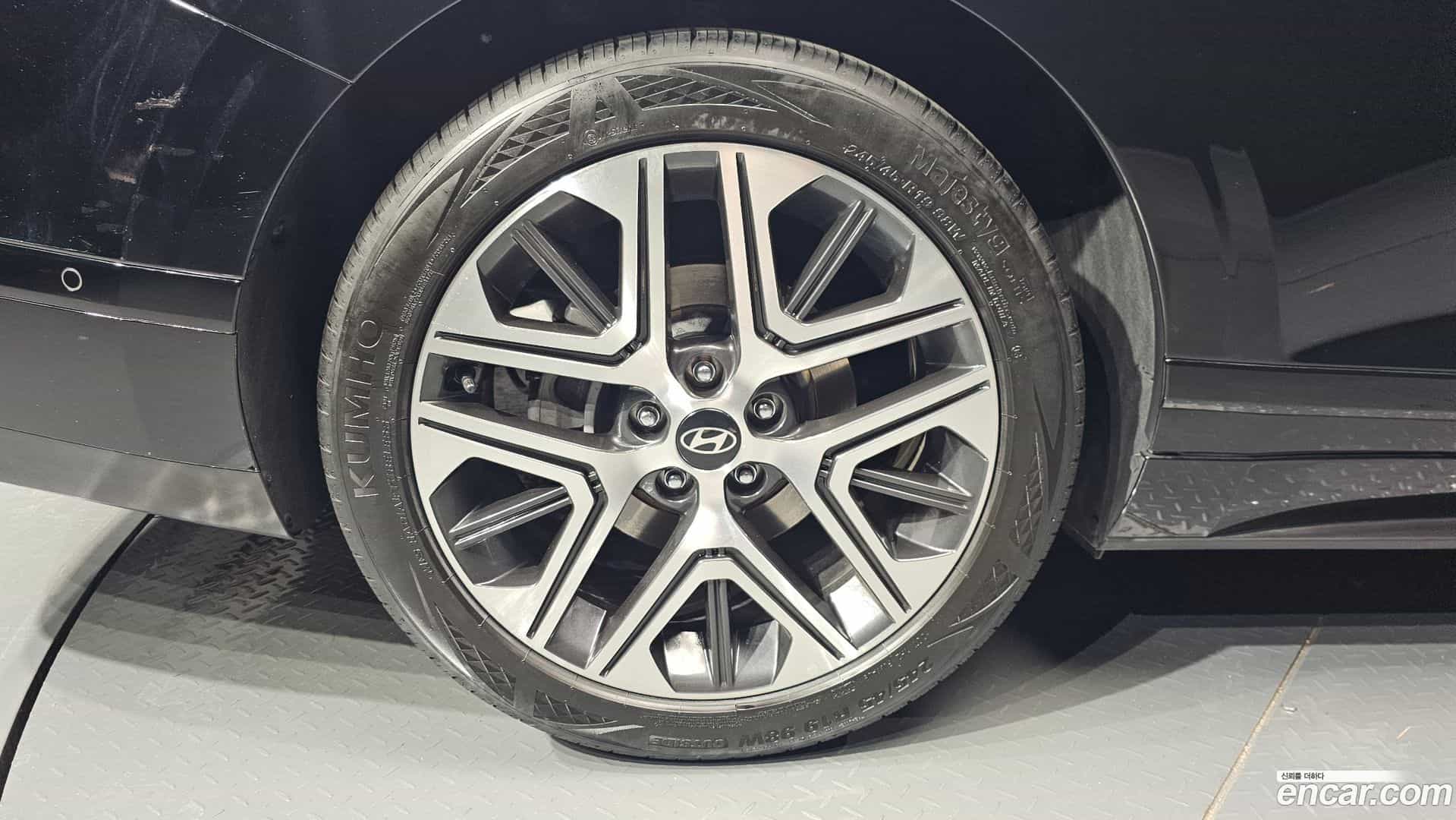 Grandeur Hyundai 2023.4-OUTER-005