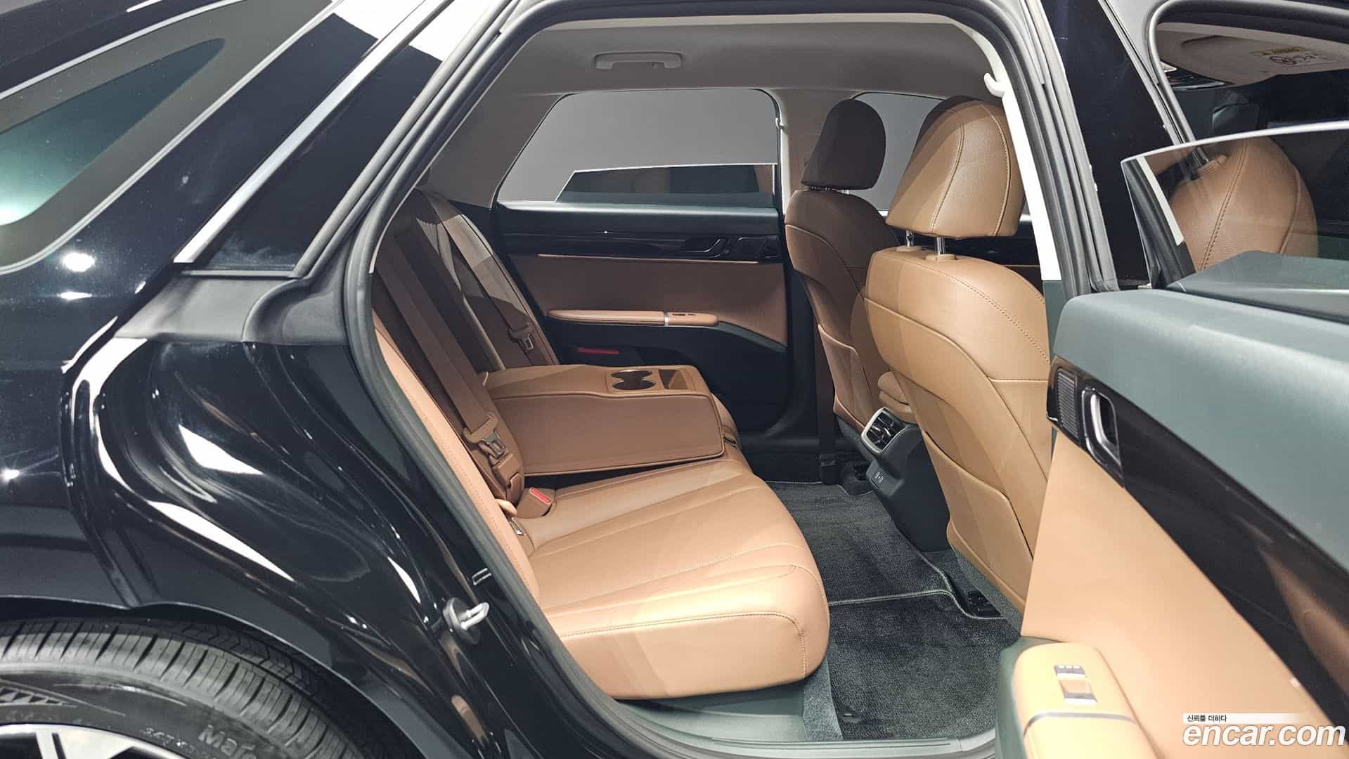 Grandeur Hyundai 2023.4-OPTION-015