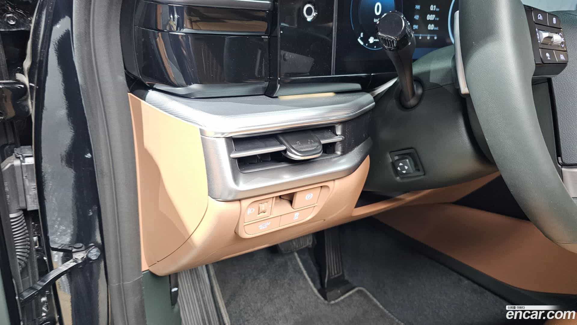Grandeur Hyundai 2023.4-OPTION-041