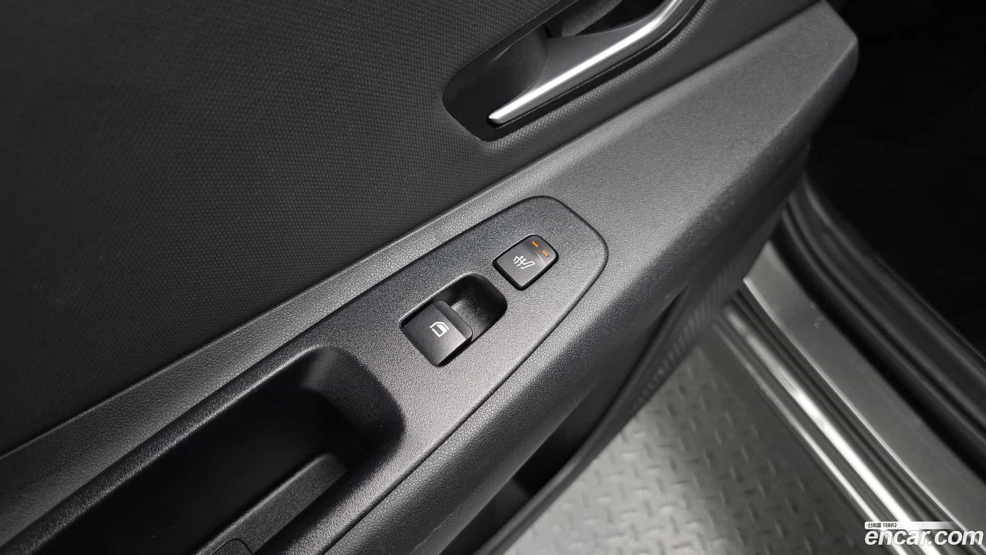 AVANTE Hyundai 2020.10-OPTION-023