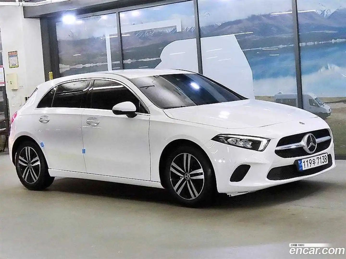 A-Class Mercedes-Benz 2022.5-OUTER-001