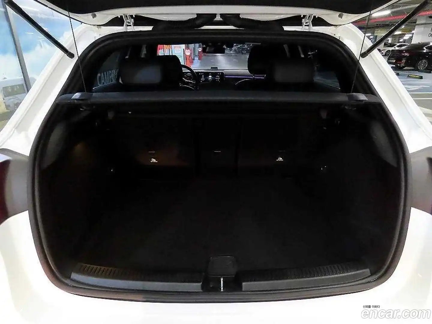 A-Class Mercedes-Benz 2022.5-OPTION-021