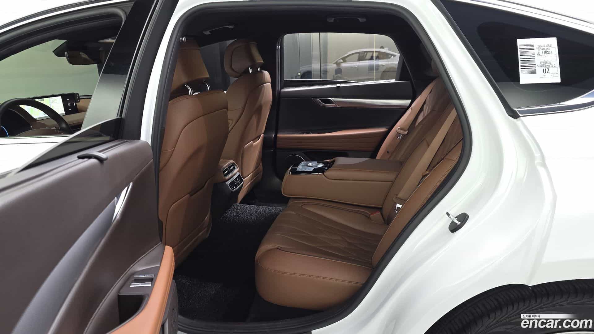 G80 Genesis 2021.10-INNER-036