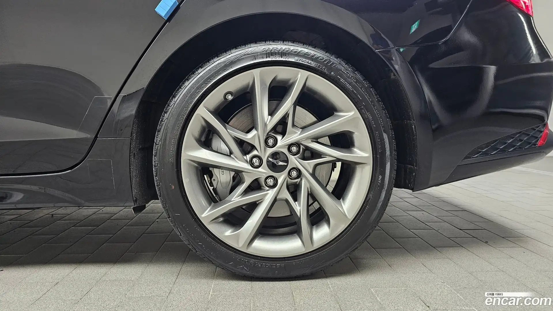 G70 Genesis 2024.11-OUTER-031