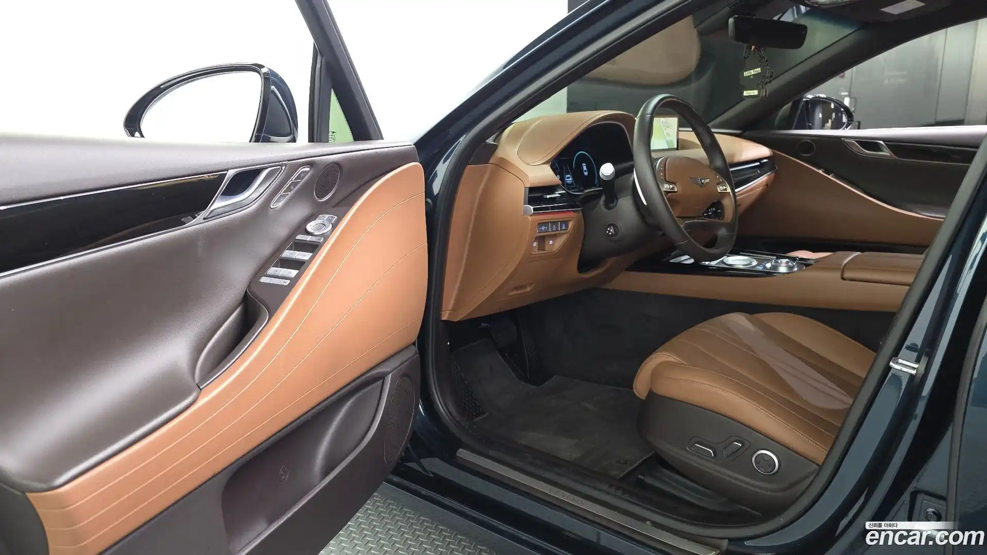 G80 Genesis 2022.5-INNER-010