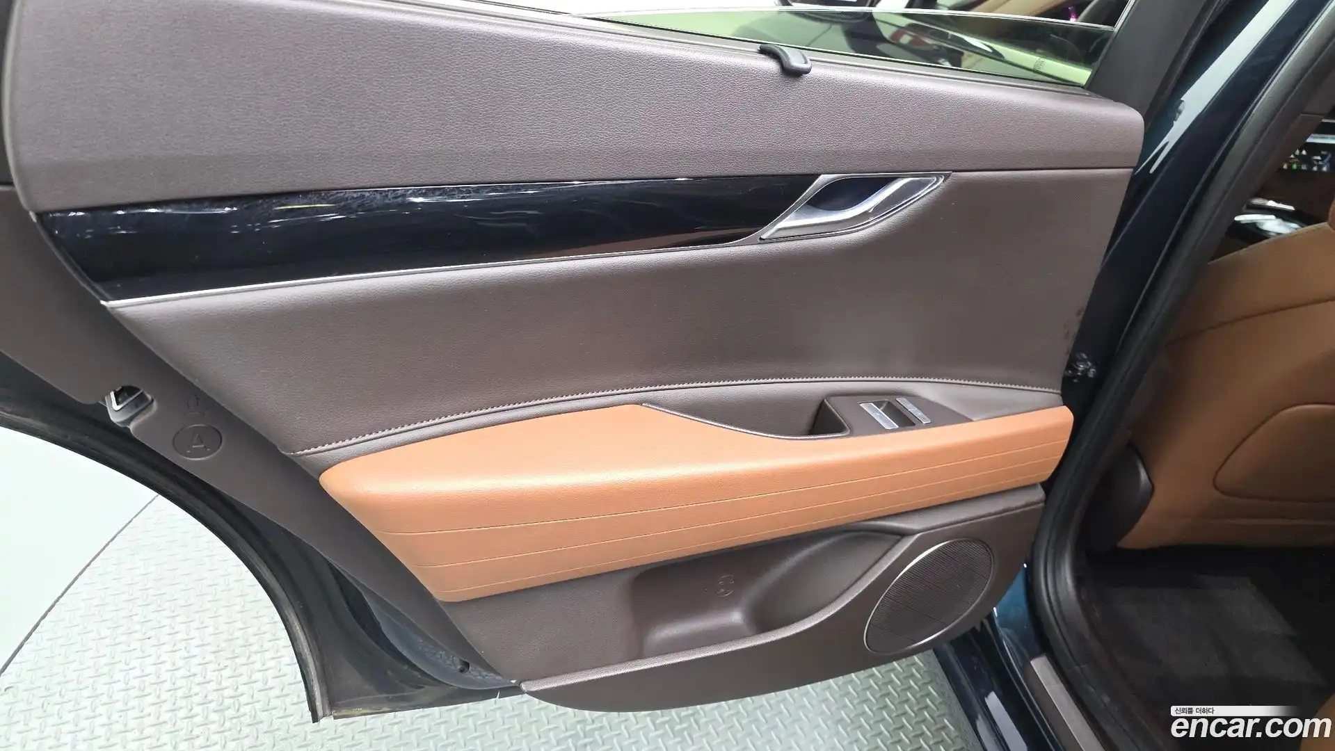 G80 Genesis 2022.5-INNER-035