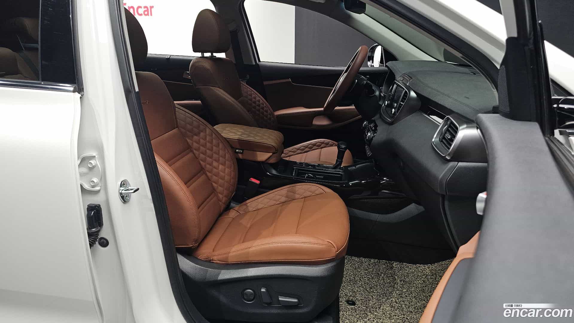 Sorento Kia 2019.11-INNER-010