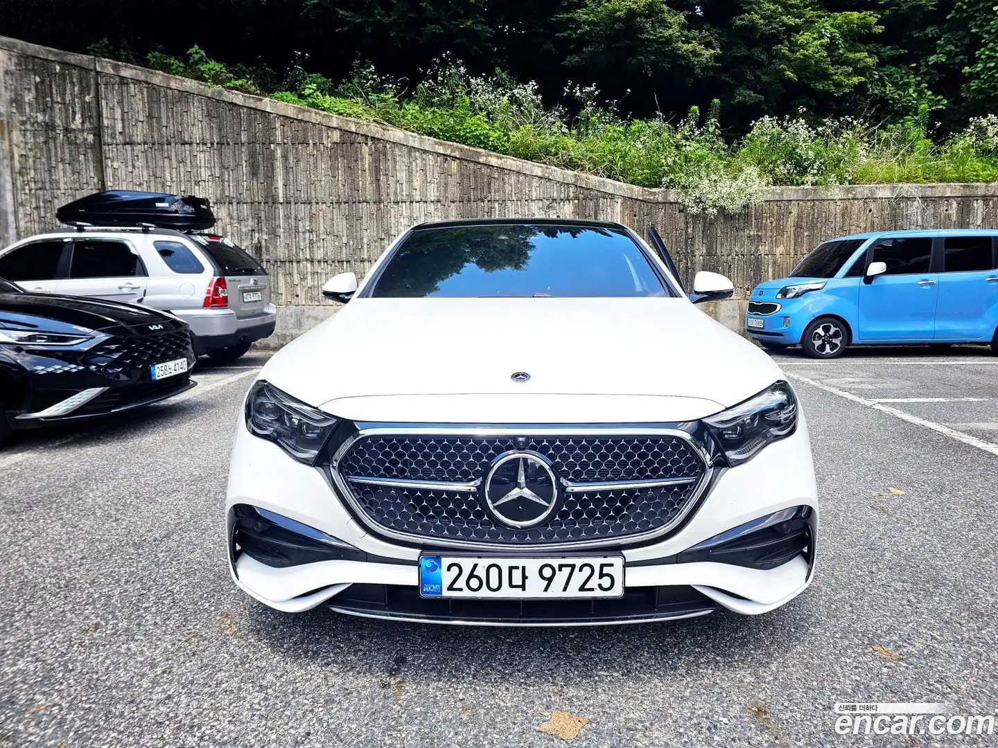 E-Class Mercedes-Benz 2025.4-OUTER-001