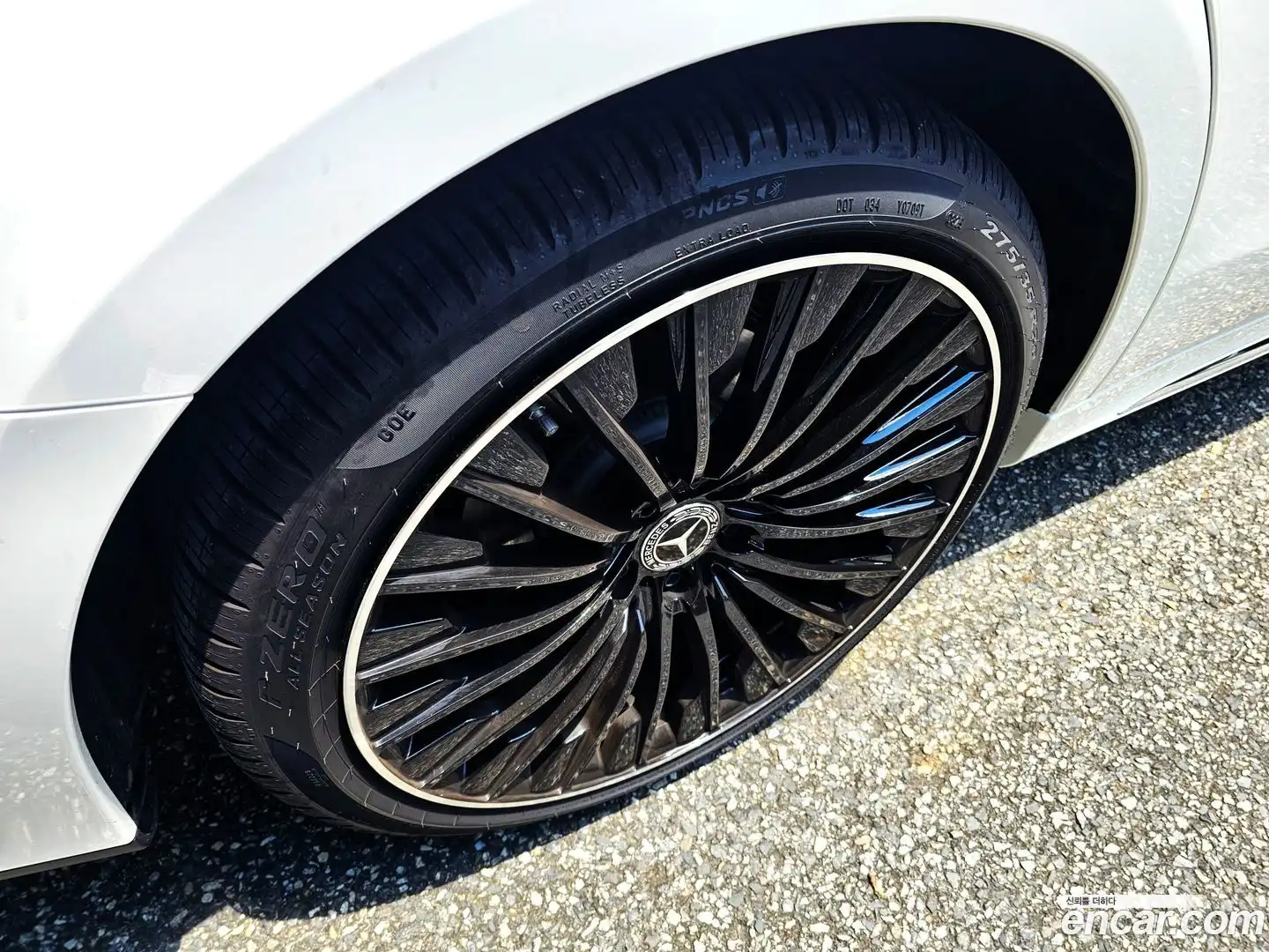 E-Class Mercedes-Benz 2025.4-OUTER-005
