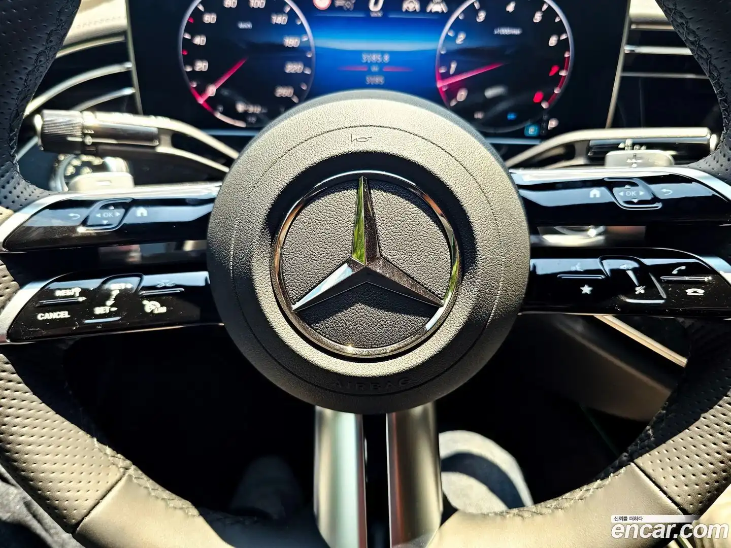 E-Class Mercedes-Benz 2025.4-OPTION-015