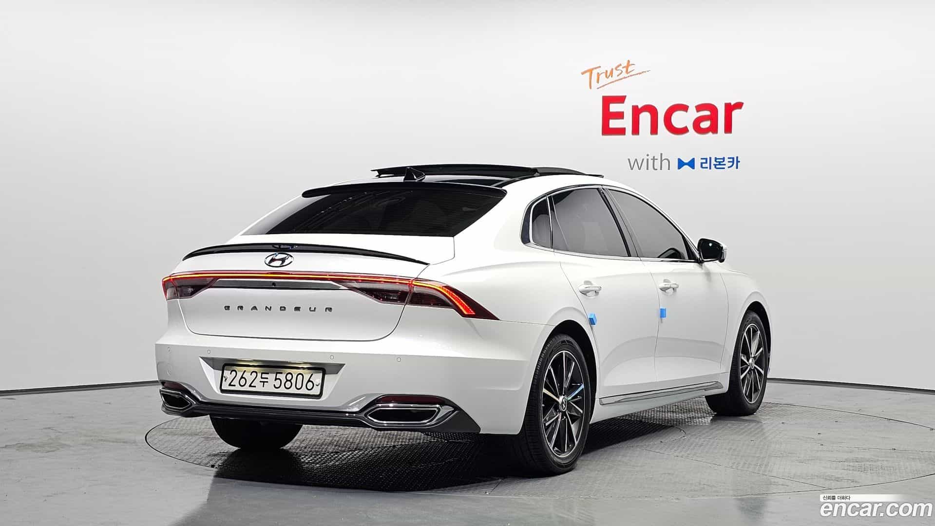 Grandeur Hyundai 2022.5-OUTER-002