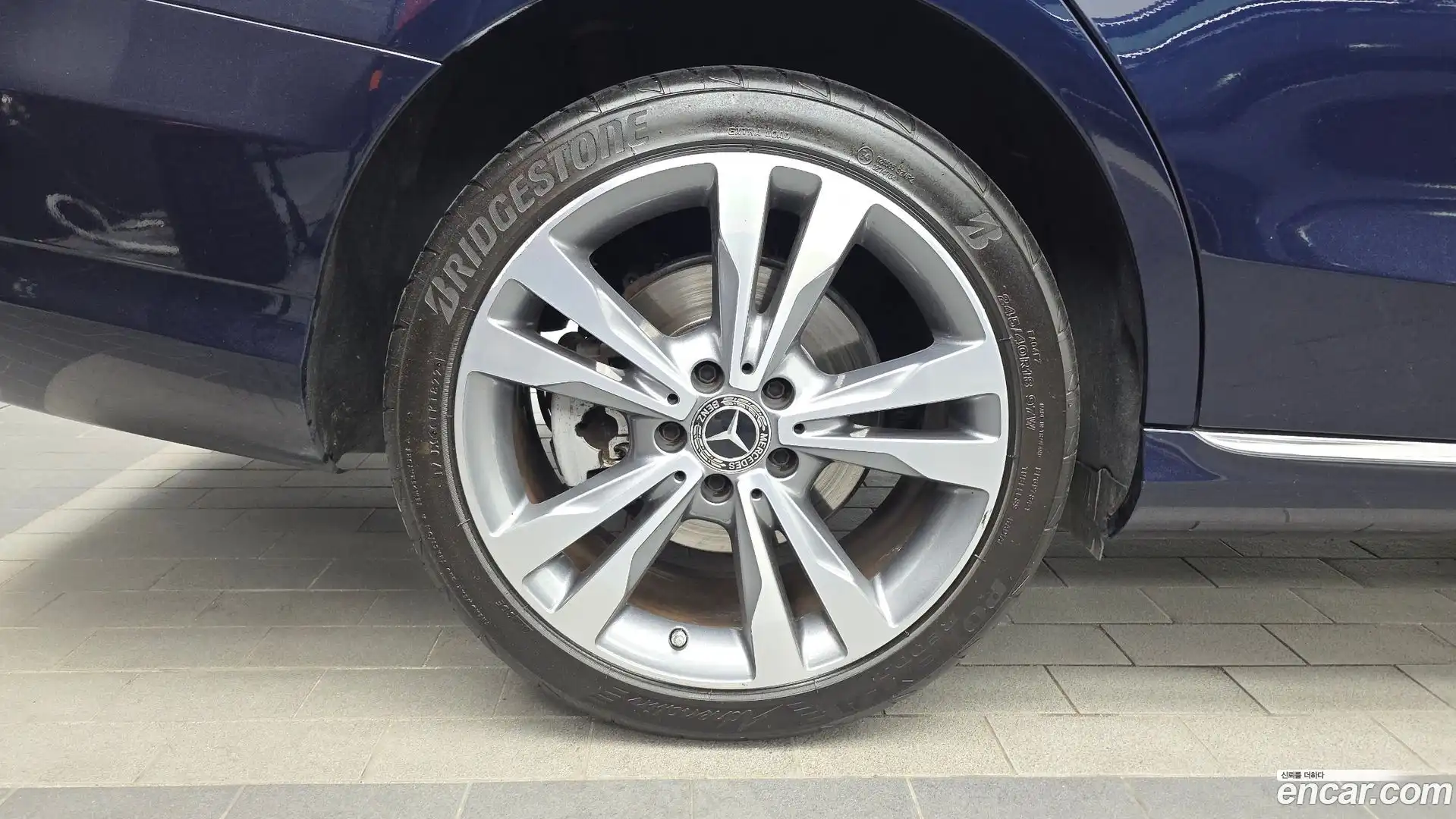 C-Class Mercedes-Benz 2020.11-OUTER-005