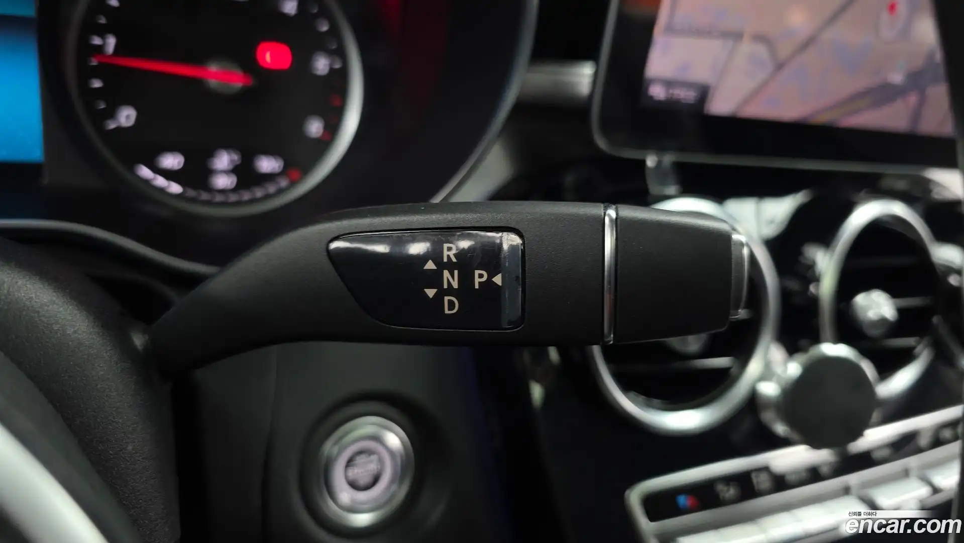 C-Class Mercedes-Benz 2020.11-INNER-009