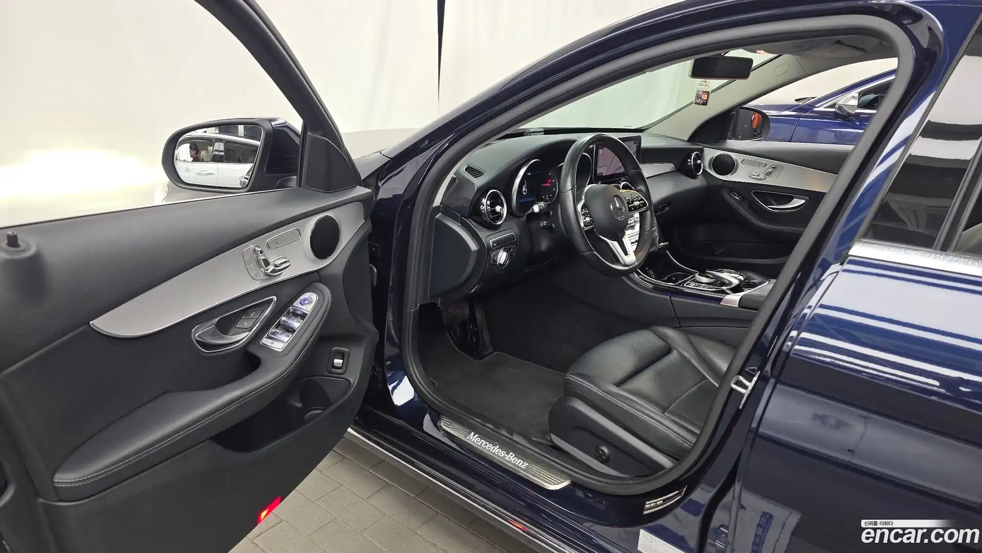 C-Class Mercedes-Benz 2020.11-INNER-010