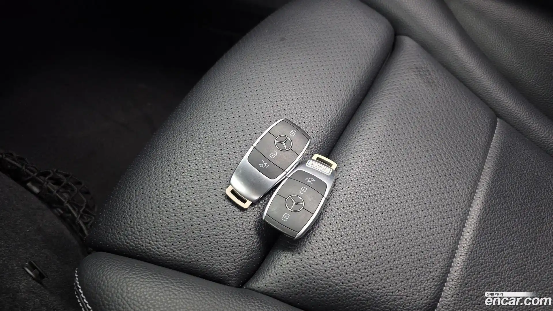 C-Class Mercedes-Benz 2020.11-OPTION-044