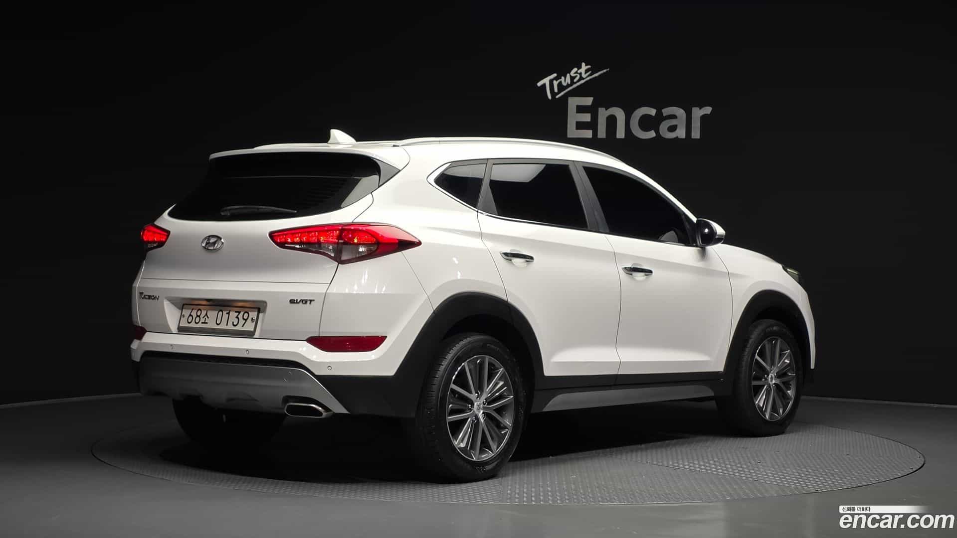 Tucson Hyundai 2016.10-OUTER-002