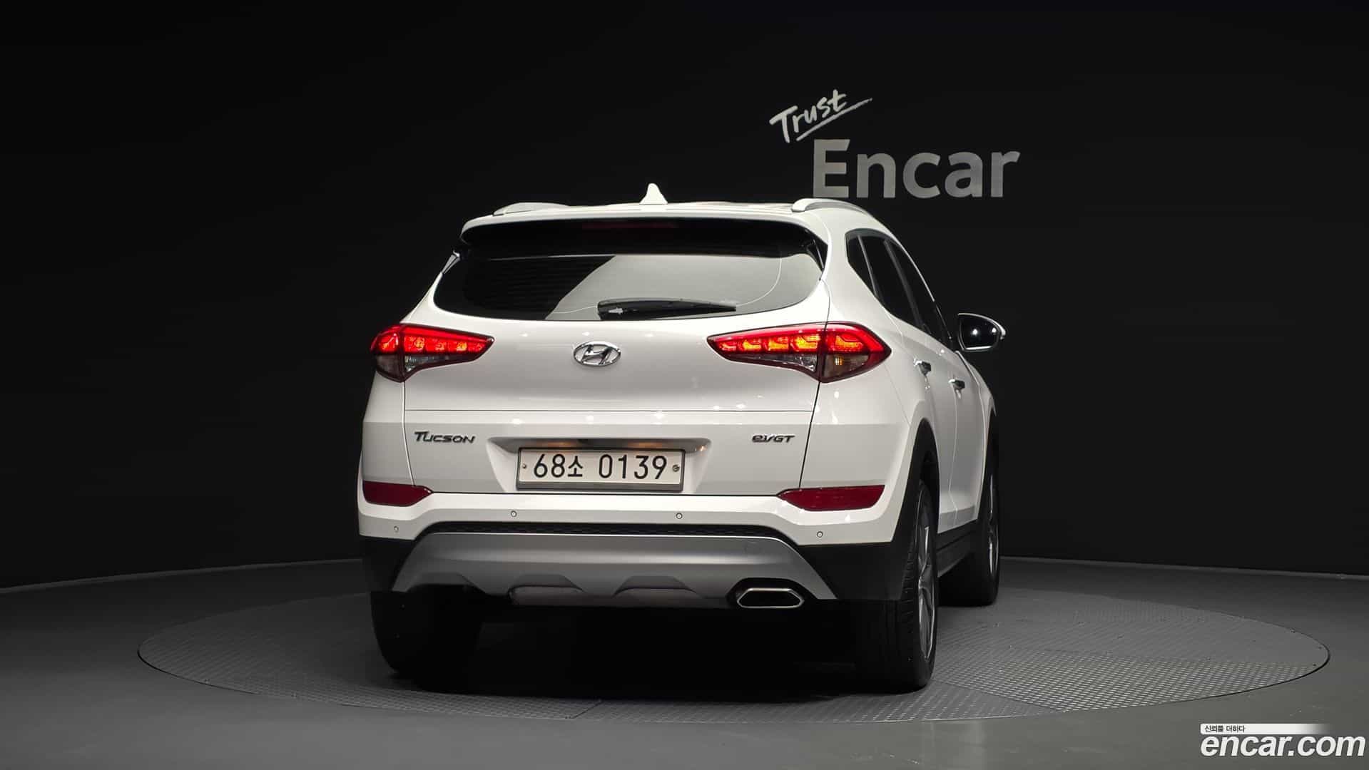 Tucson Hyundai 2016.10-OUTER-004