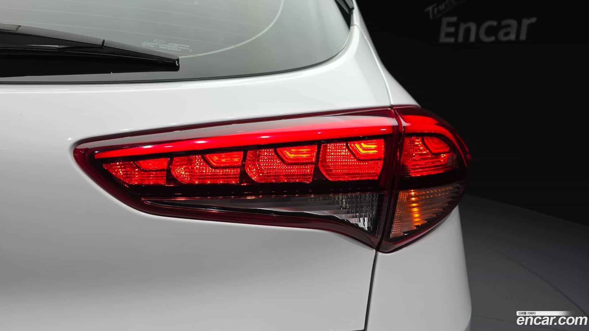 Tucson Hyundai 2016.10-OUTER-033