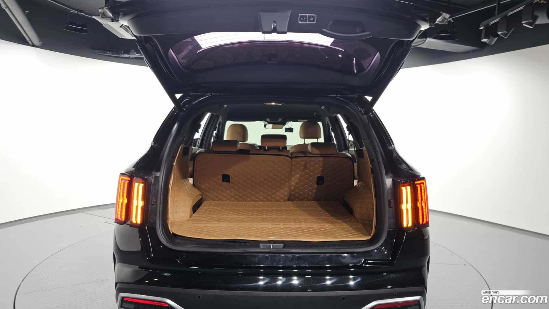 Sorento Kia 2021.4-OPTION-024