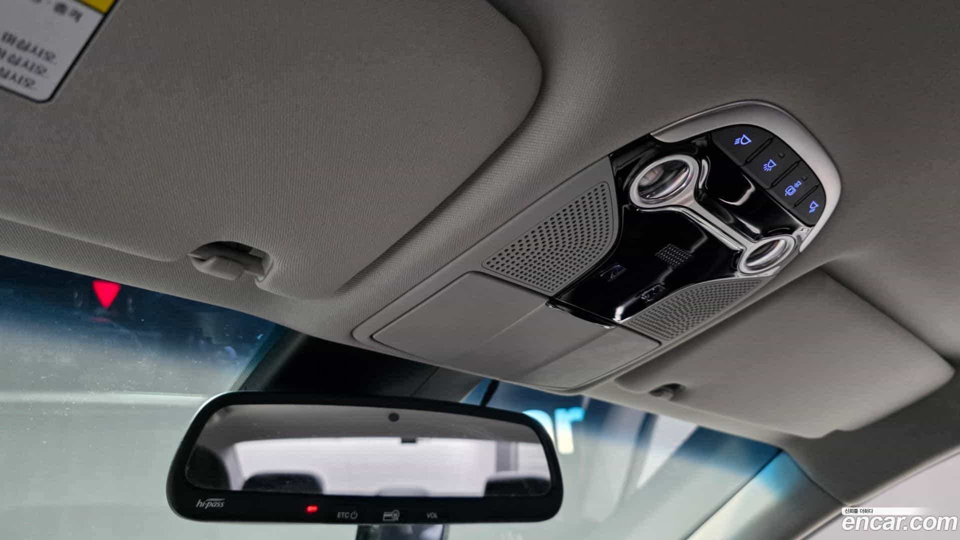 Grandeur Hyundai 2017.5-OPTION-022