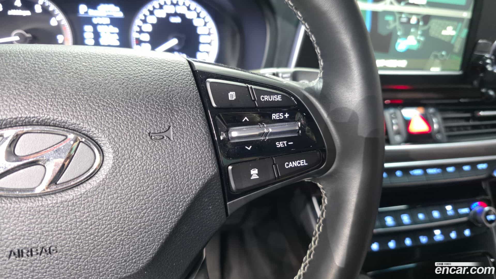 Grandeur Hyundai 2017.5-OPTION-040