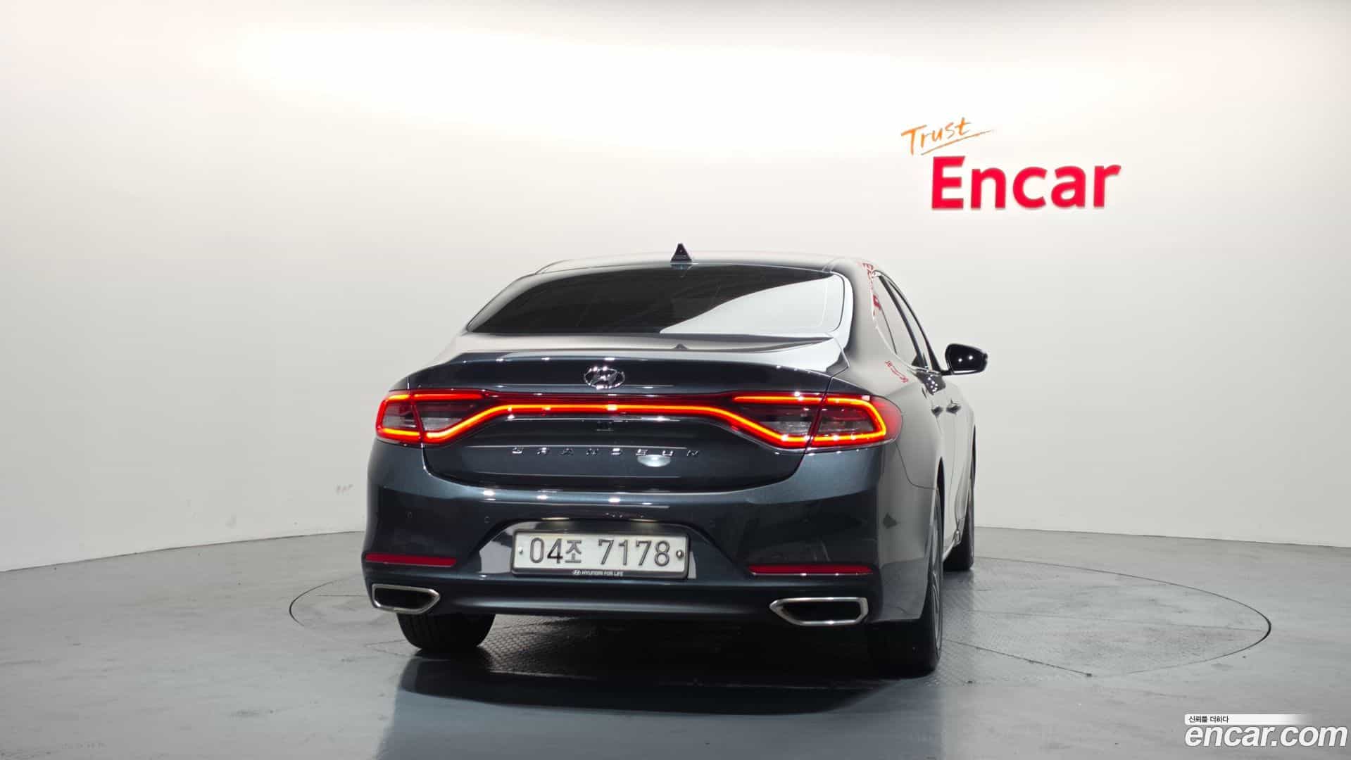 Grandeur Hyundai 2019.2-OUTER-004
