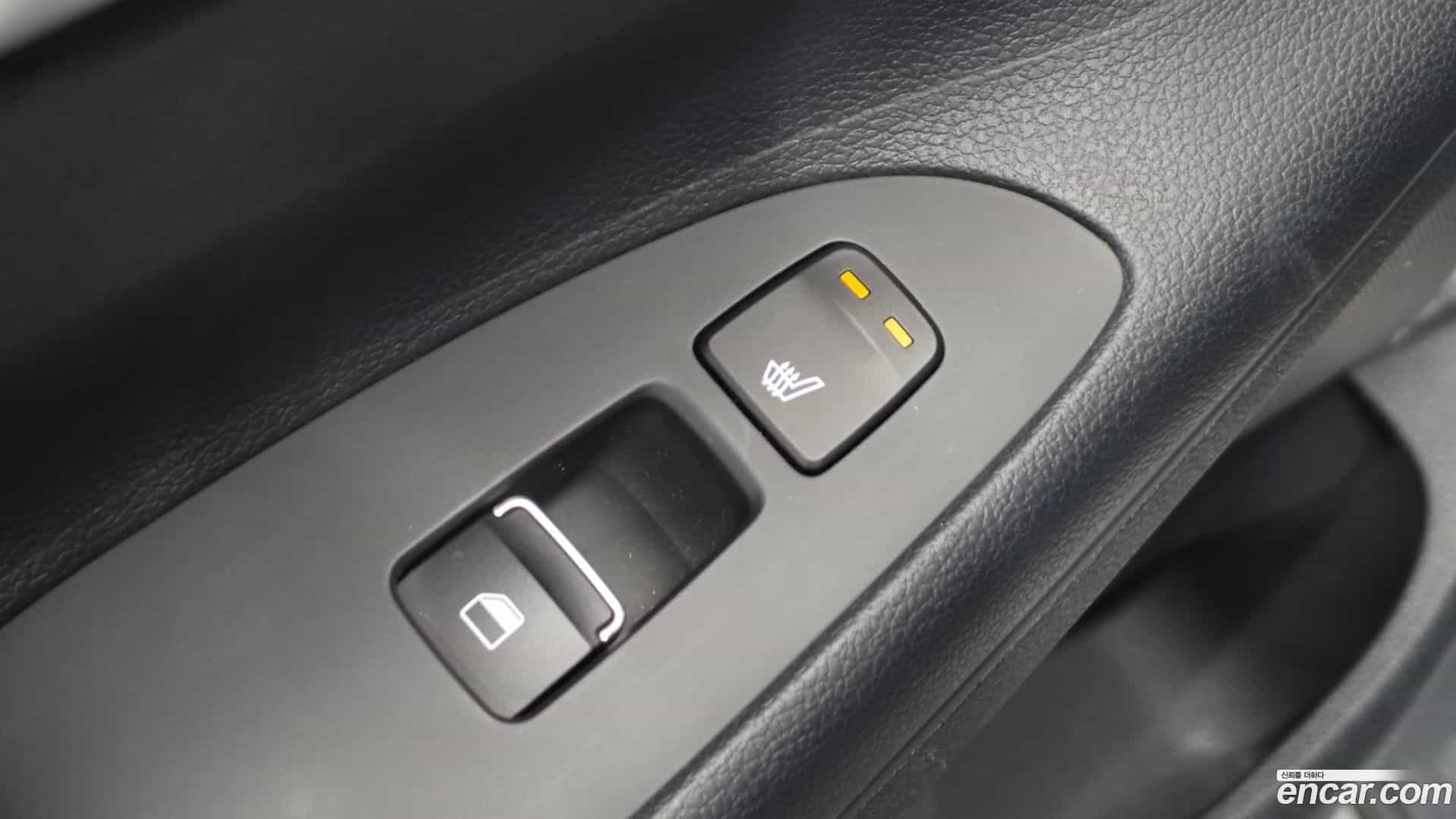 Grandeur Hyundai 2019.2-OPTION-024