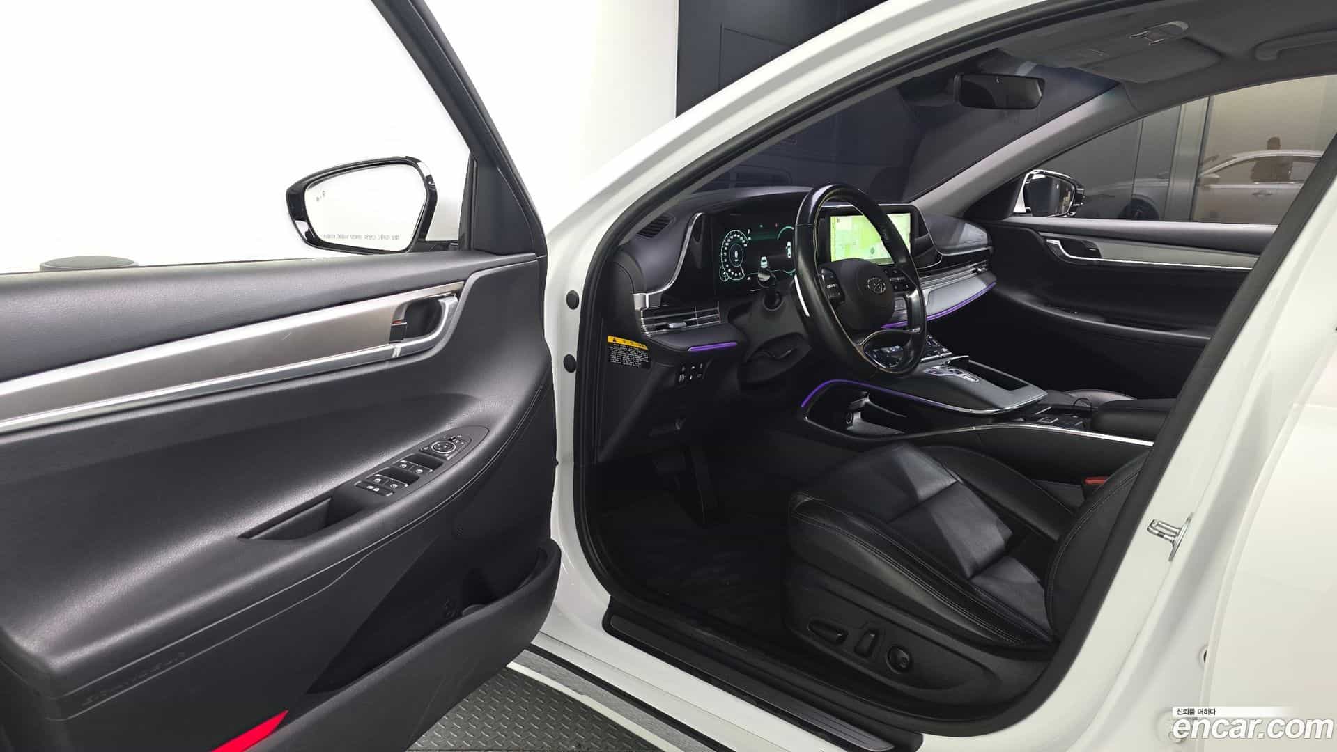 Grandeur Hyundai 2019.11-INNER-010