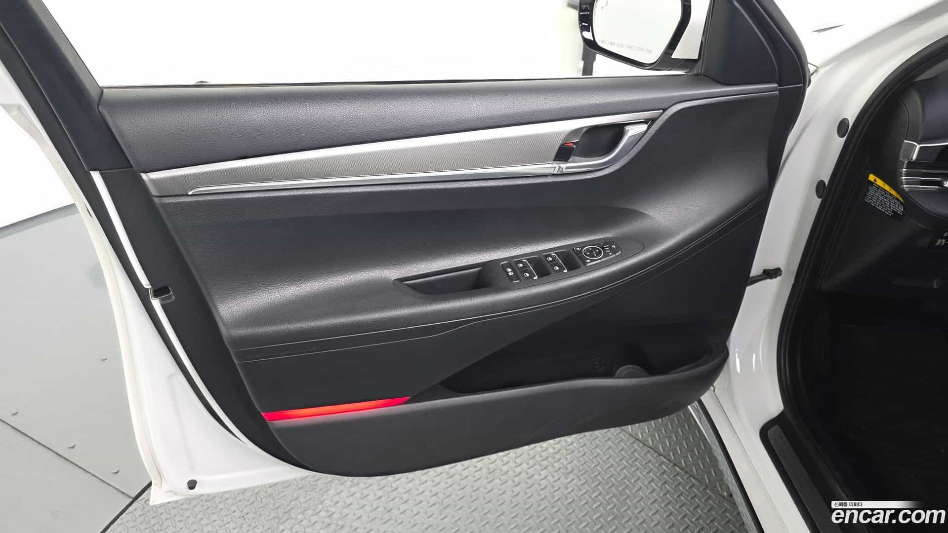 Grandeur Hyundai 2019.11-INNER-034