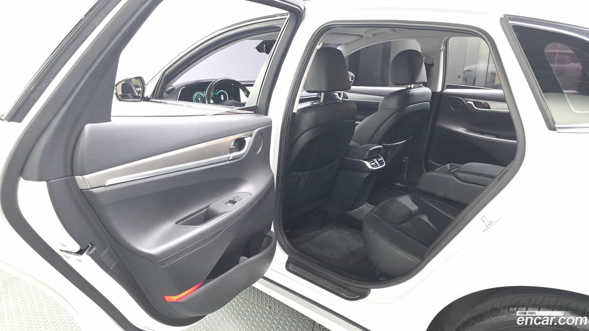 Grandeur Hyundai 2019.11-INNER-036
