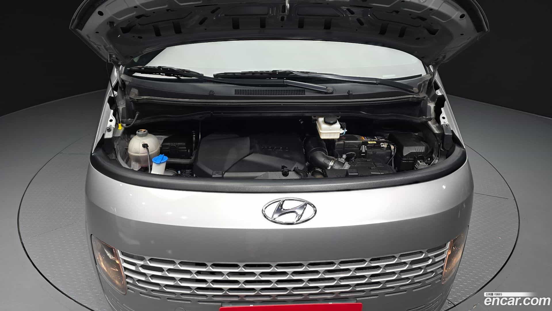 Staria Hyundai 2022.9-OUTER-006
