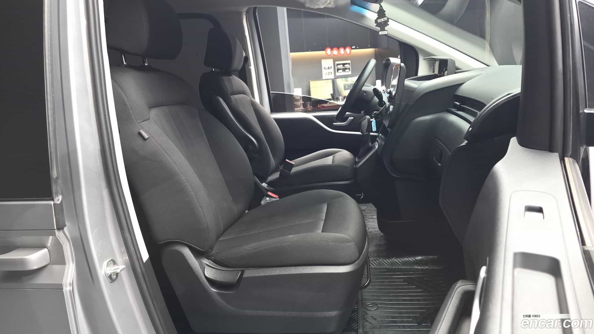 Staria Hyundai 2022.9-OPTION-015