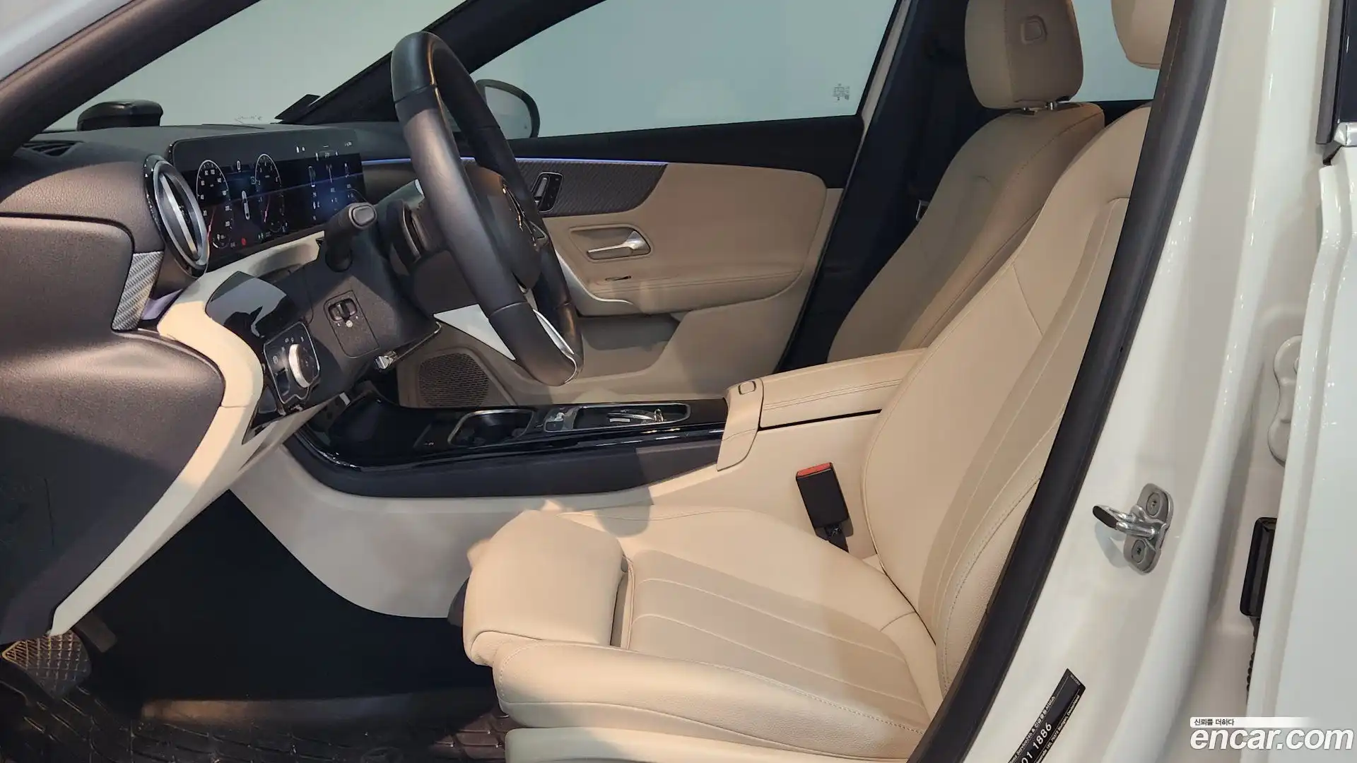 A-Class Mercedes-Benz 2024.2-INNER-007