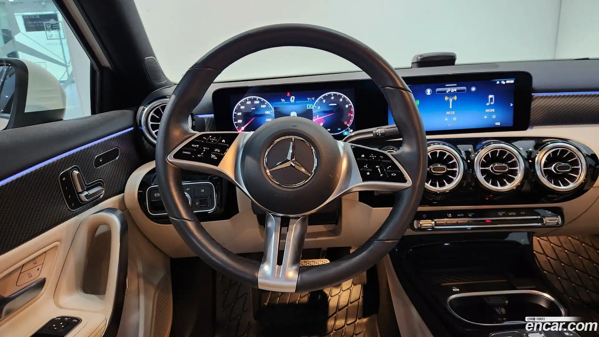 A-Class Mercedes-Benz 2024.2-OPTION-018