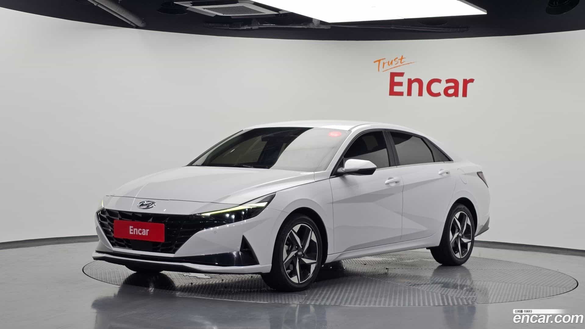 AVANTE Hyundai 2022.3-OUTER-001