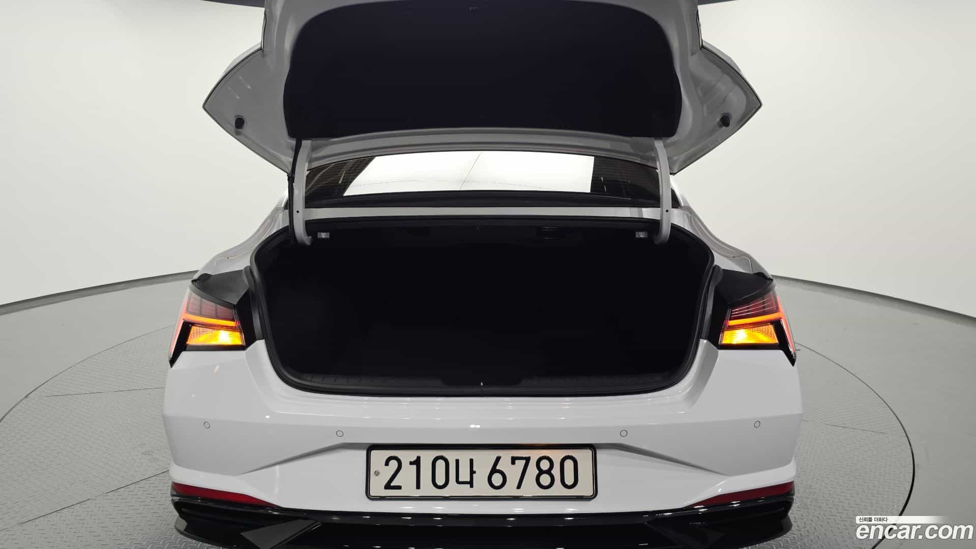 AVANTE Hyundai 2022.3-OPTION-024