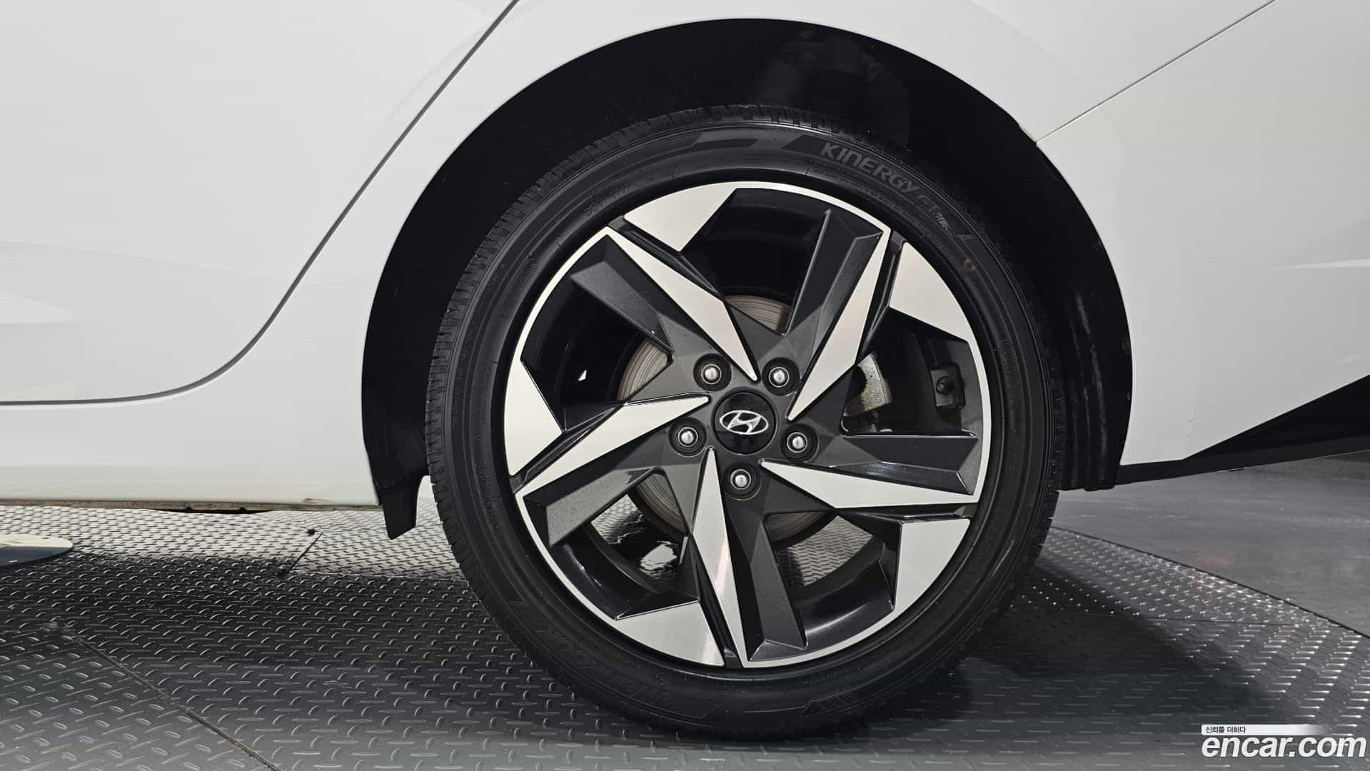 AVANTE Hyundai 2022.3-OUTER-031