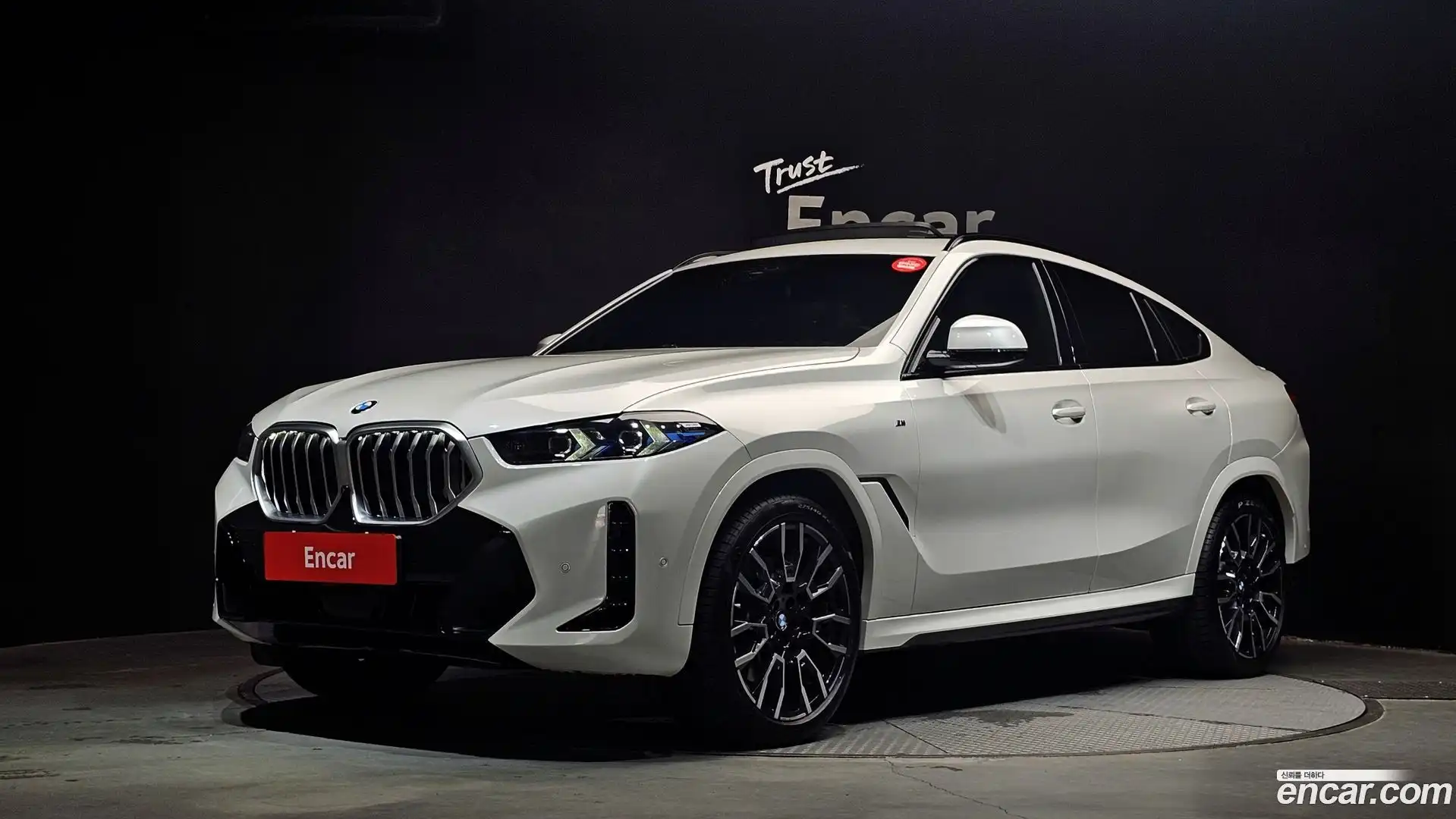 X6 BMW 2023.10-OUTER-001