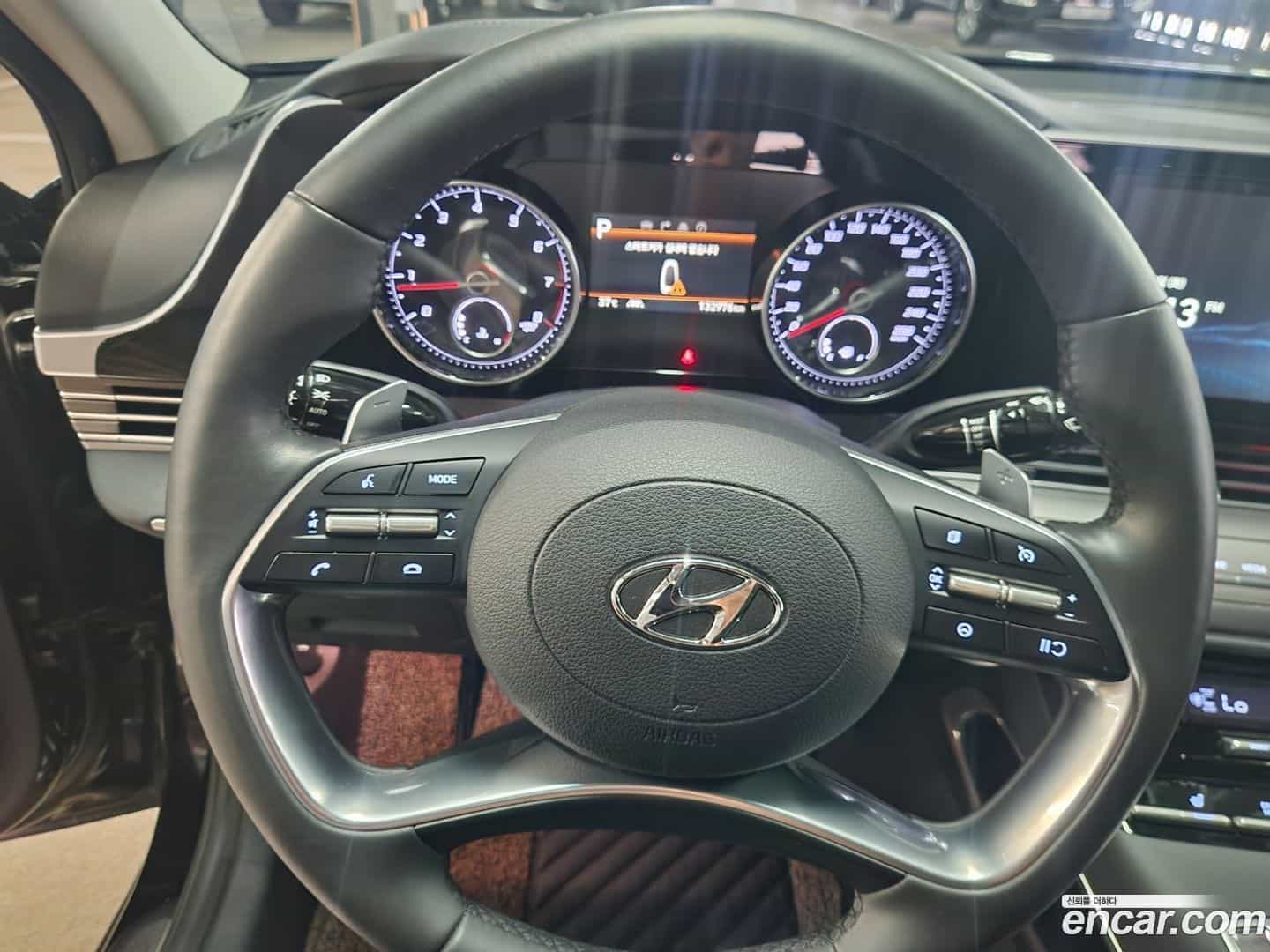 Grandeur Hyundai 2021.6-OPTION-016