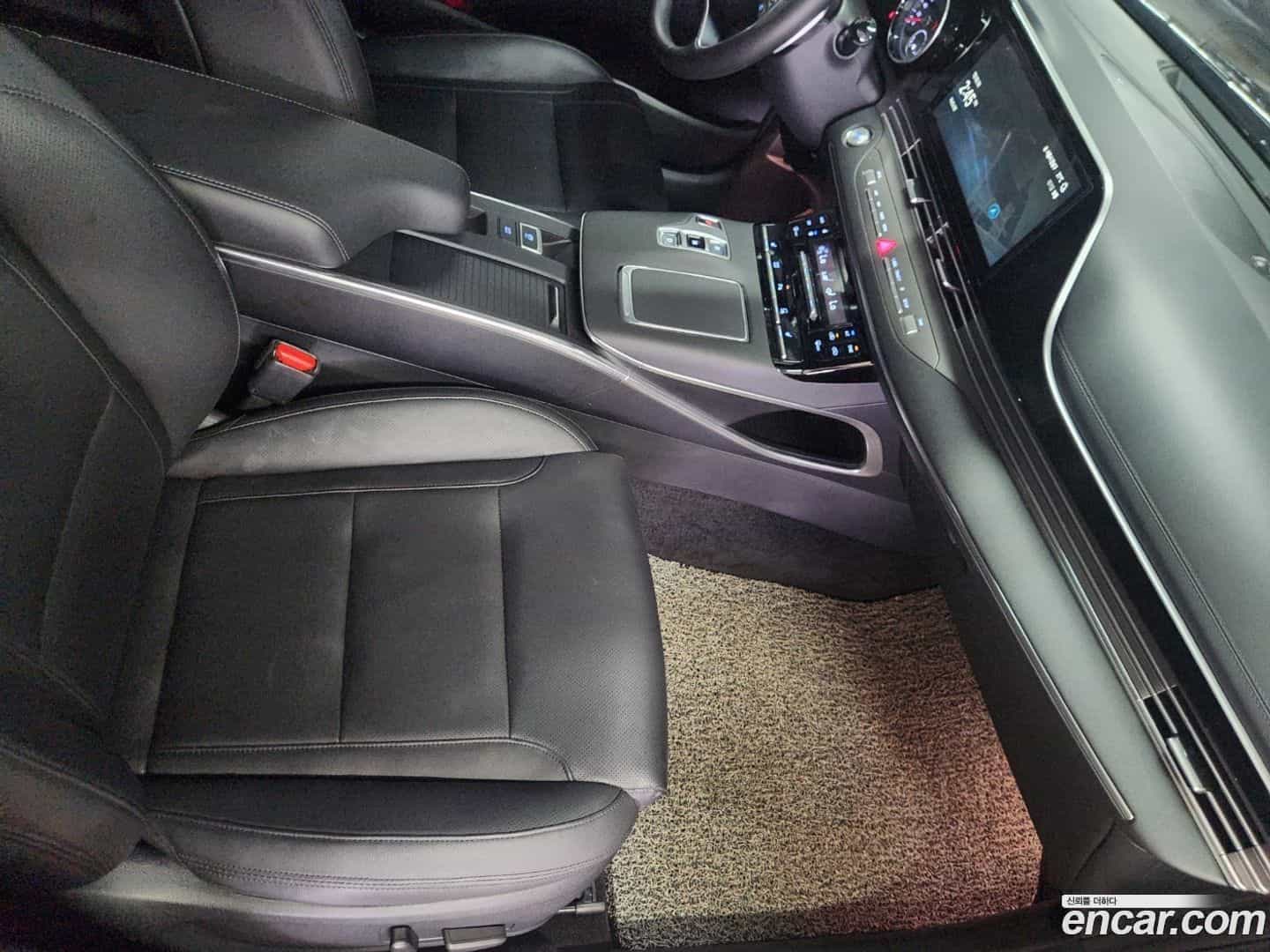 Grandeur Hyundai 2021.6-OPTION-020
