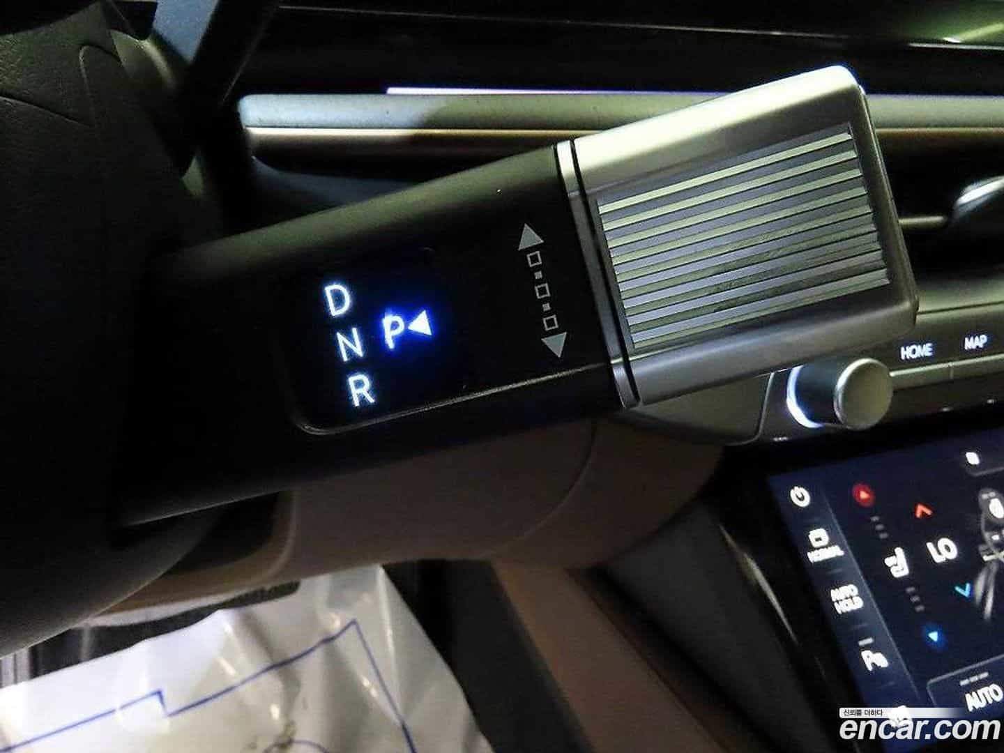 Grandeur Hyundai 2023.1-OPTION-016