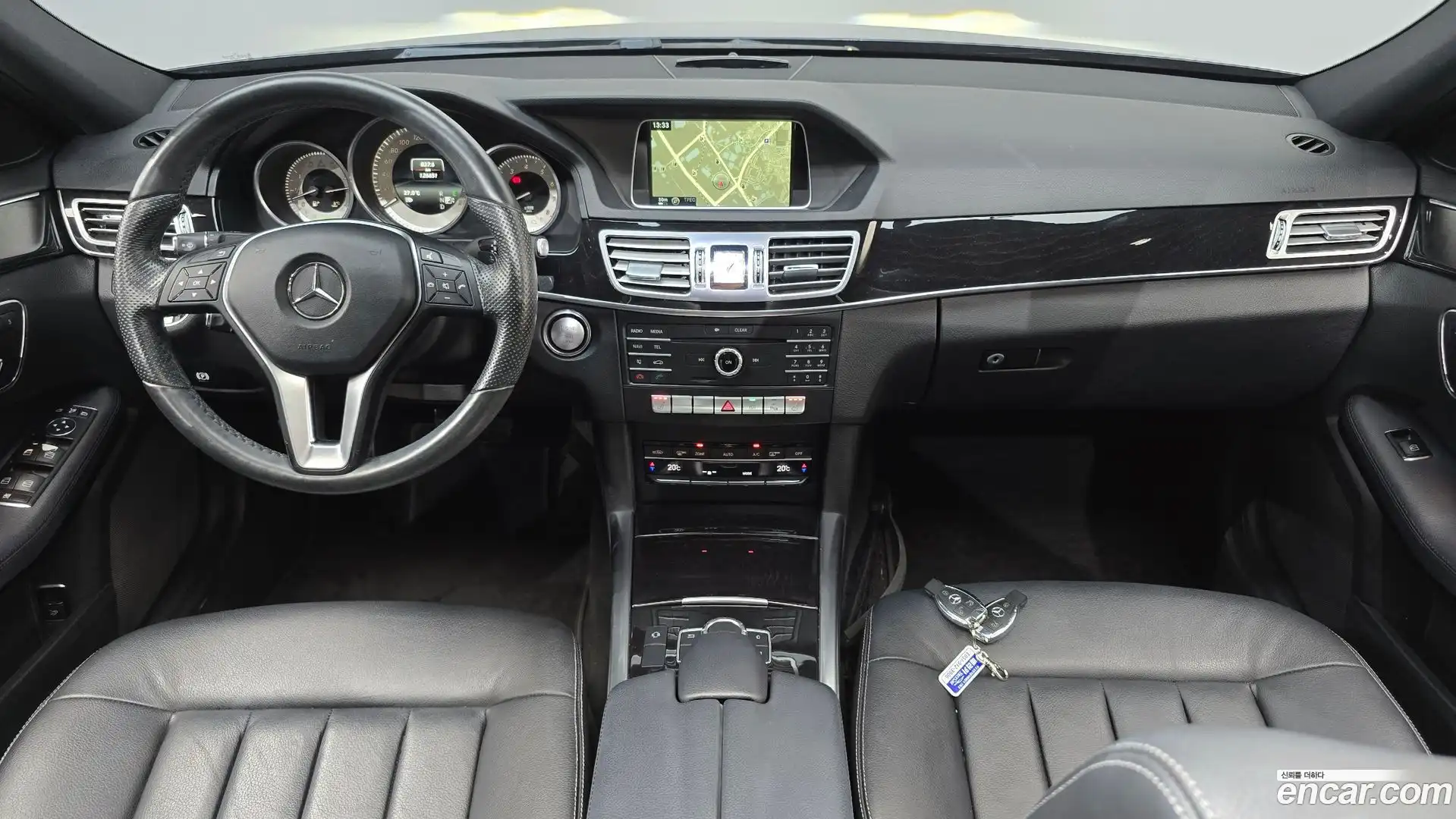 E-Class Mercedes-Benz 2015.10-INNER-007
